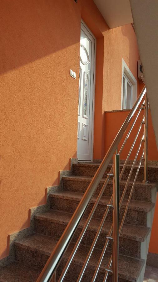 Vrdoljak Apartment *