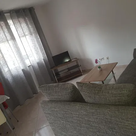 Apartmani Vrdoljak Malinska Exterior photo