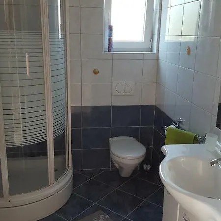 Apartmani Vrdoljak Malinska Exterior photo