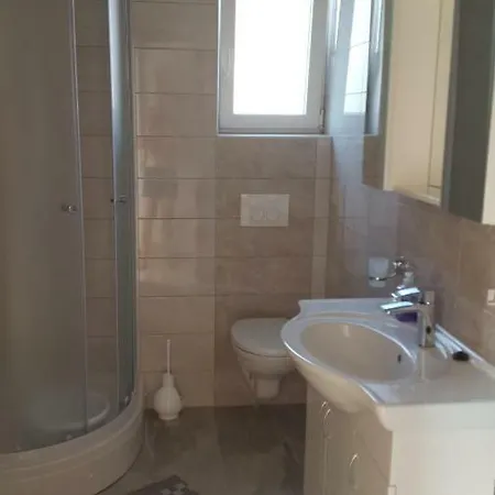 Apartmani Vrdoljak Malinska Exterior photo